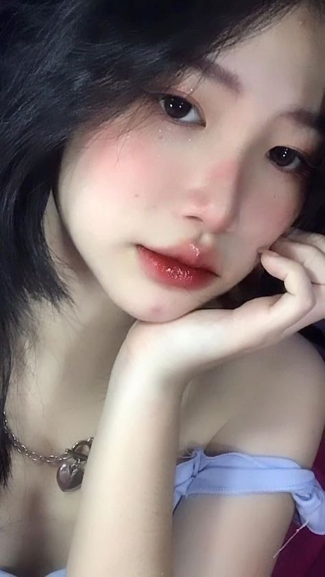 牵手门女主曾晒账单消费超240万